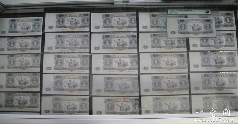 ctrl+鼠标滚轮缩放