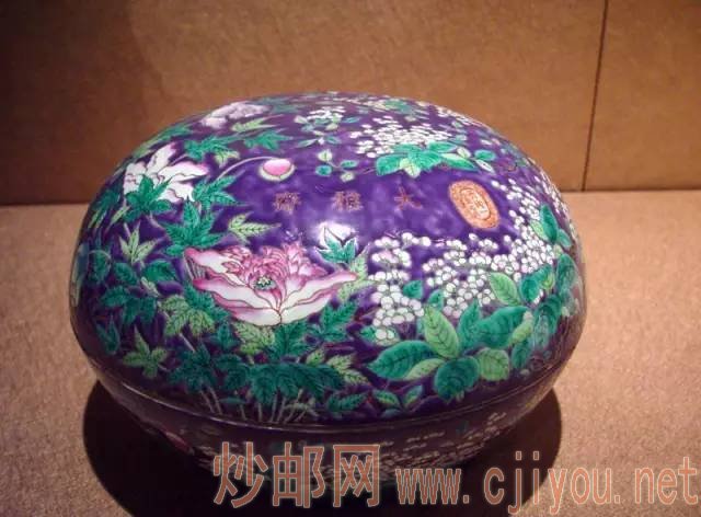 ��ͬ�η۲ʴ���ի��Ǻ�