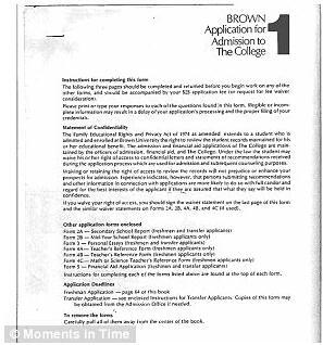 �ڶ���ȥ�������ڼ䣬����ǰ��һ���˽ܿ��ա�����ϸ�����ӵ����񣬲���д��1978����ӶԲ��ʴ�ѧ����ѧ���롣