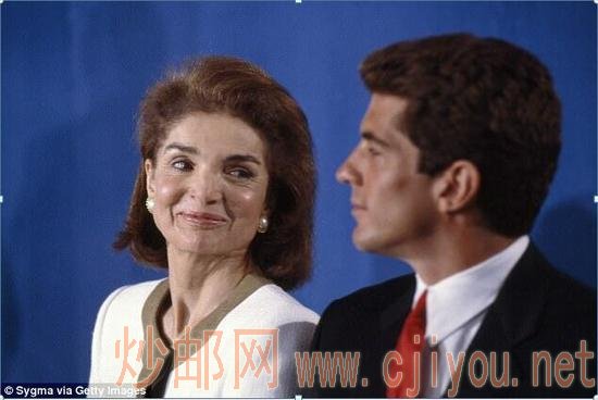 ���ոոշ��ֵĽܿ��ա�����ϣ�����д���ż����ļ�չʾ�˿���Ϸ������ȷ��СԼ��������ϣ��ң��Ӳ��ʴ�ѧ˳����ҵ