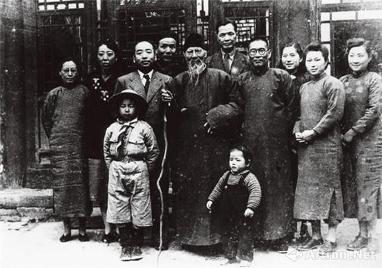 1948꣬ʯȾ򸾼˺ӰǰһΪʯΪСɣ