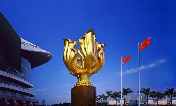 如今的常沙娜已88岁高龄,